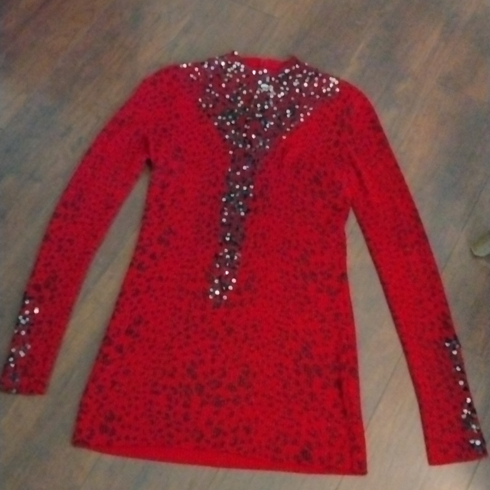 Fonyana red sequine top